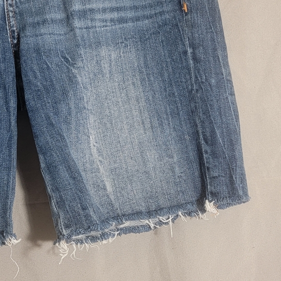 Mossimo π« Shorts π« Boyfriend π« Denim π« Distressed π«  Excellent Condition - Picture 6 of 10